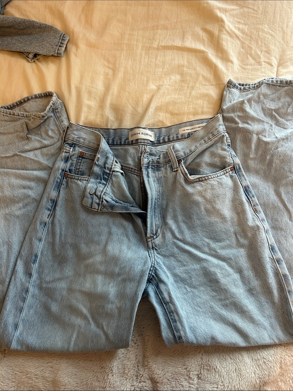 Denim Forum 90s Marlo Hi-Rise Baggy Jeans